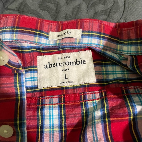 Like New Boys A&F Button Down - Picture 4 of 5